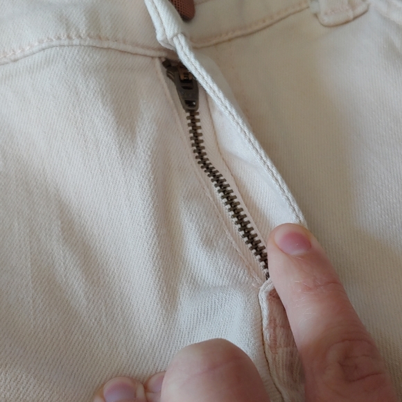 Light Pink Cabi Jeans - Picture 3 of 5